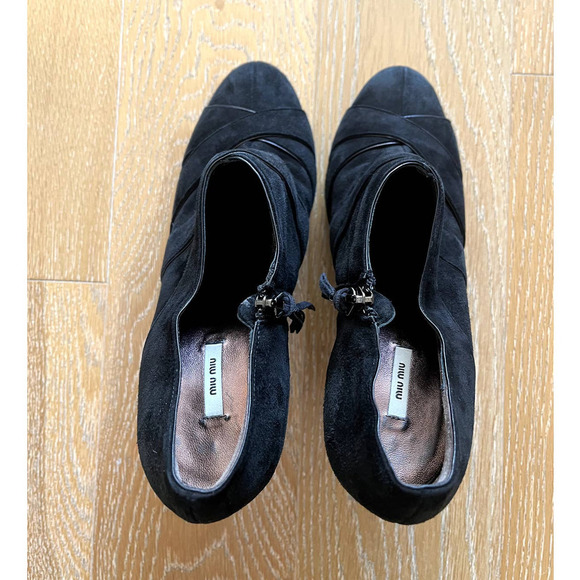 Miu Miu Black Suede Ankle boots with leather trim used - Picture 7 of 15